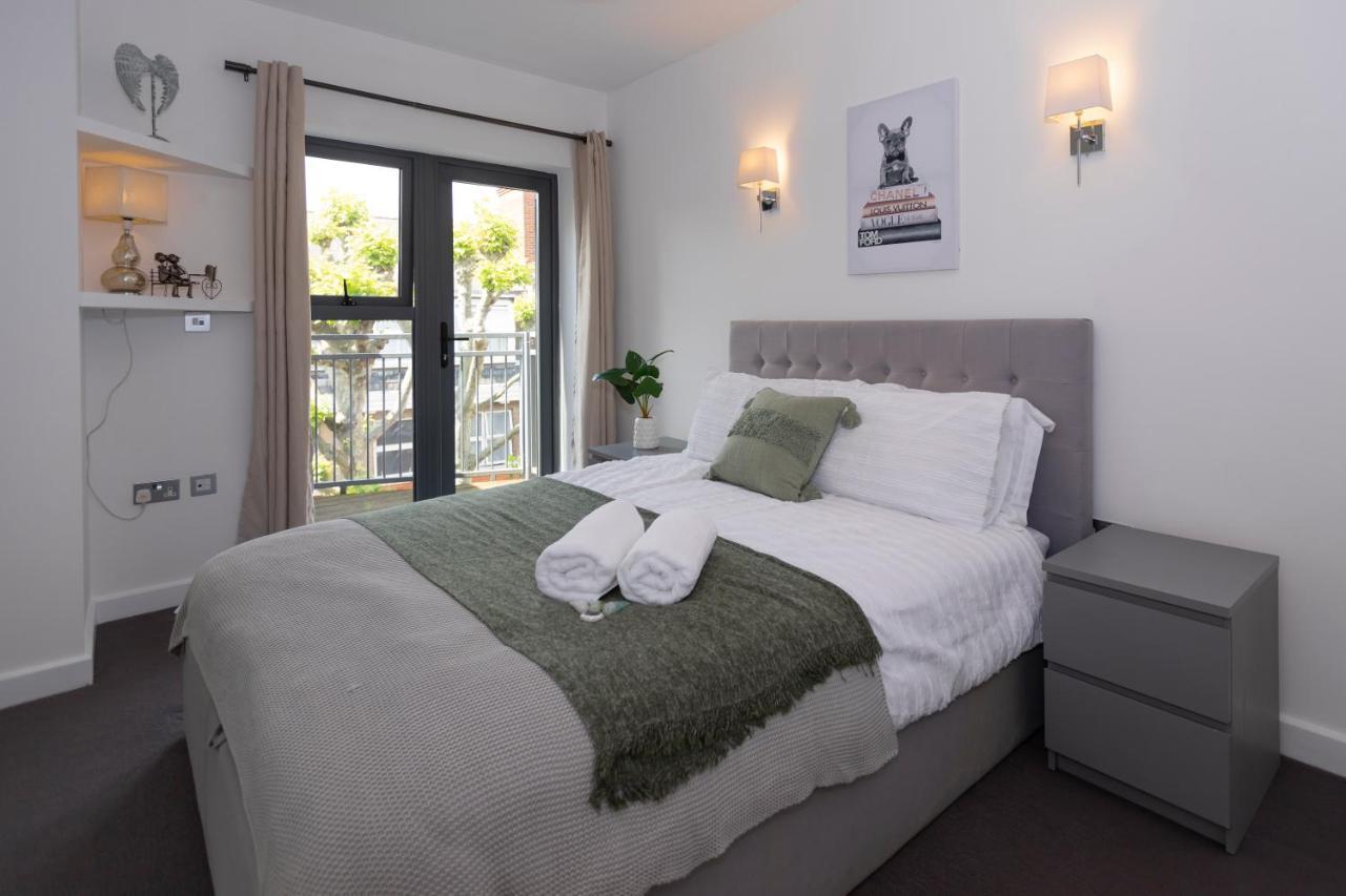 Stunning 3 Bedroom Penthouse With Terrace And Lift ロンドン エクステリア 写真